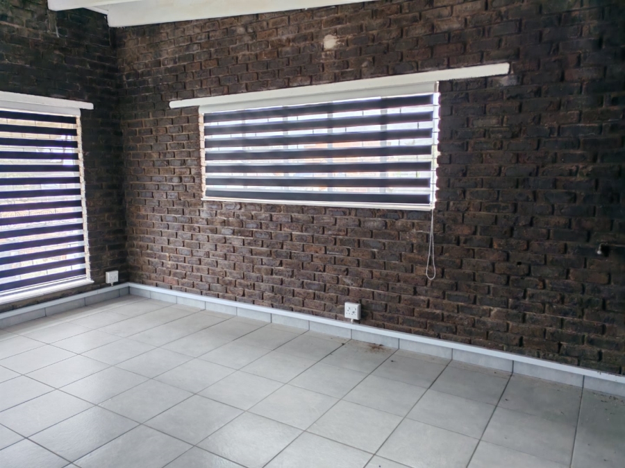 To Let  Bedroom Property for Rent in Primrose Gauteng
