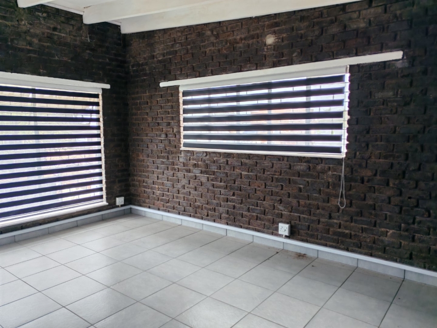 To Let  Bedroom Property for Rent in Primrose Gauteng