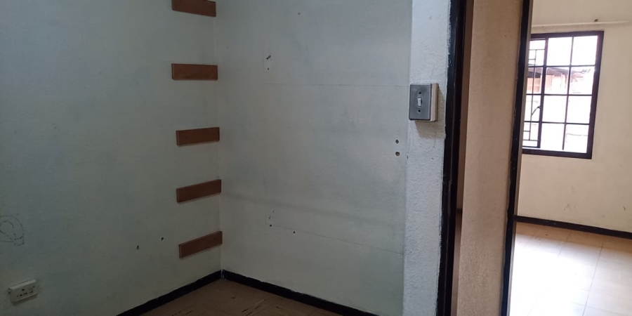 2 Bedroom Property for Sale in Elandspoort Gauteng
