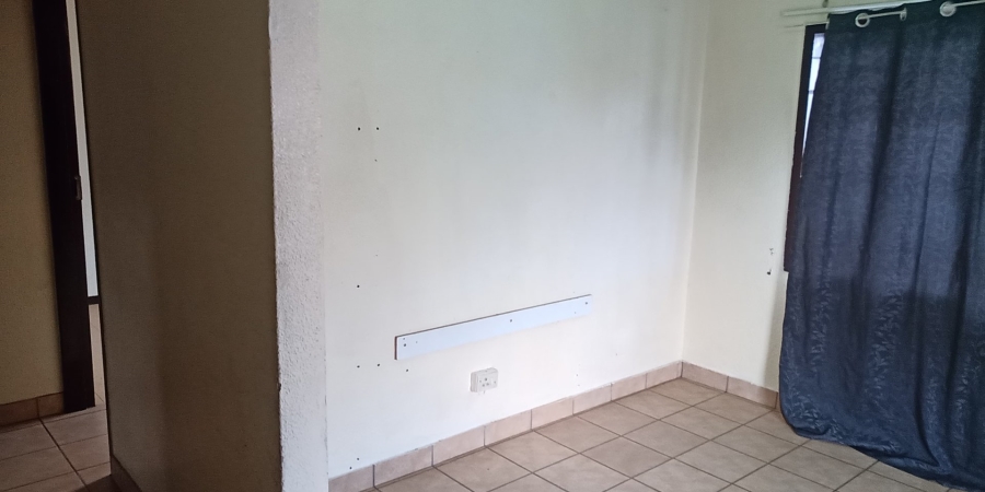 2 Bedroom Property for Sale in Elandspoort Gauteng