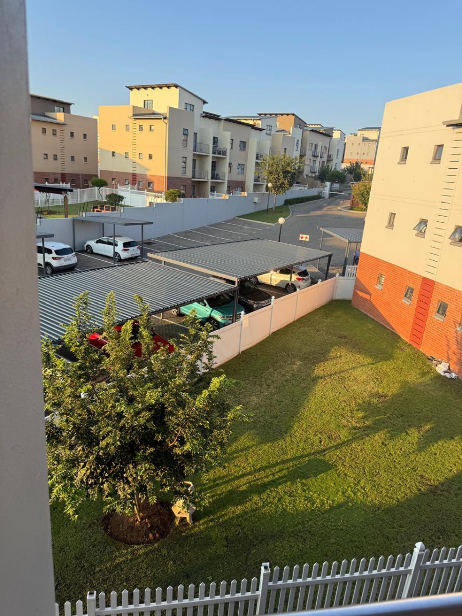 To Let 3 Bedroom Property for Rent in Barbeque Downs Gauteng