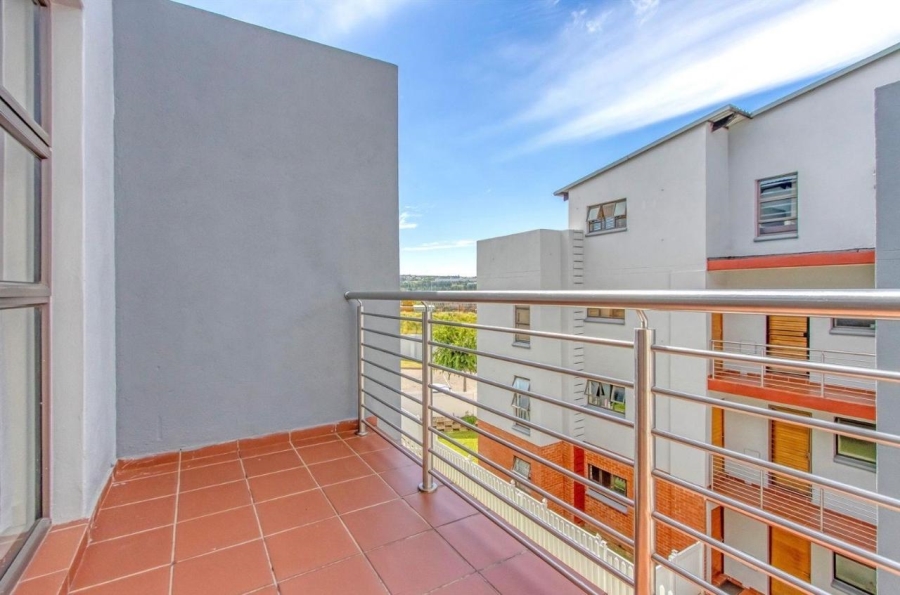 To Let 3 Bedroom Property for Rent in Barbeque Downs Gauteng