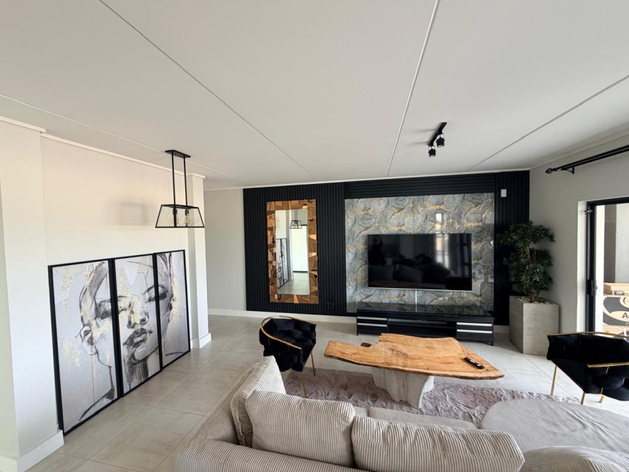 To Let 3 Bedroom Property for Rent in The Polofields Gauteng