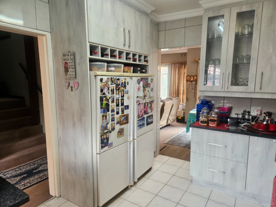 2 Bedroom Property for Sale in Birchleigh Gauteng