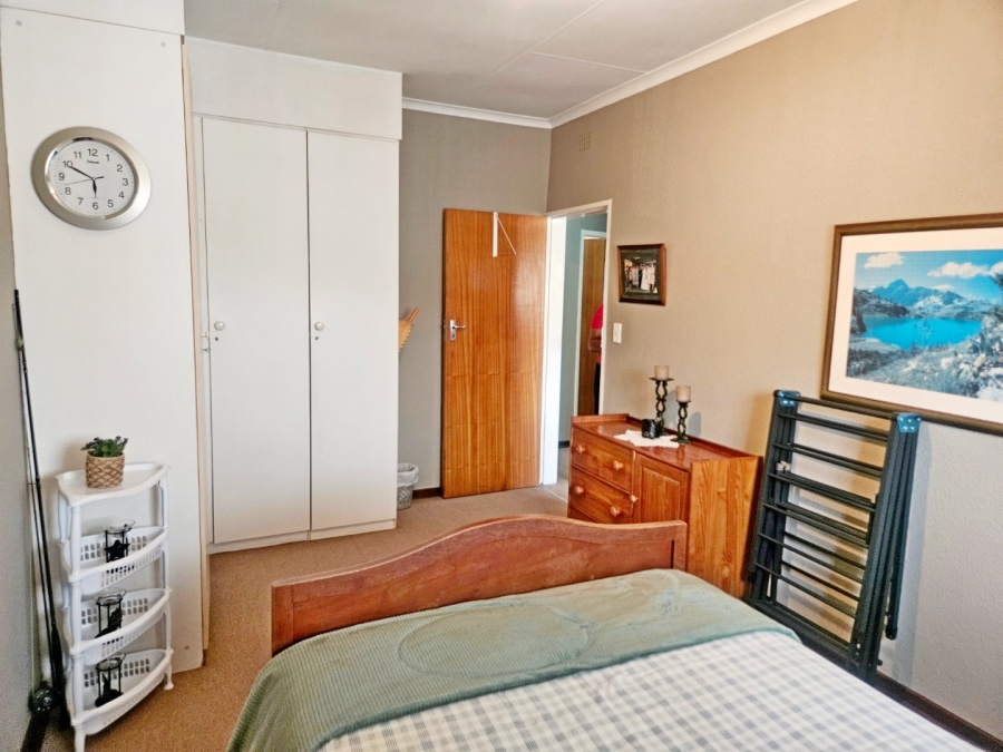 2 Bedroom Property for Sale in Birchleigh Gauteng