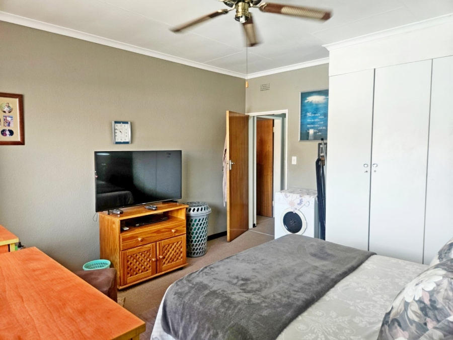 2 Bedroom Property for Sale in Birchleigh Gauteng