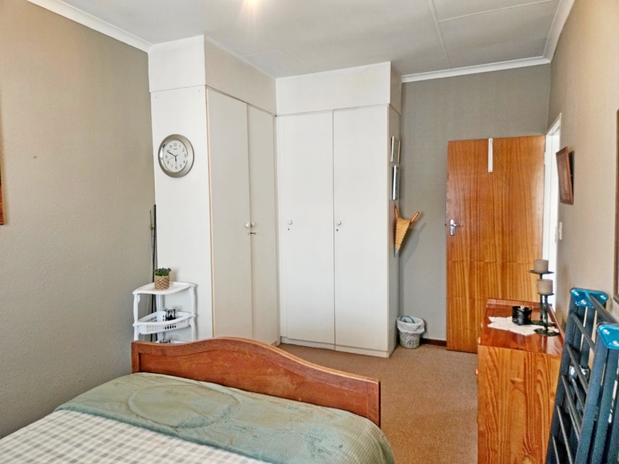 2 Bedroom Property for Sale in Birchleigh Gauteng