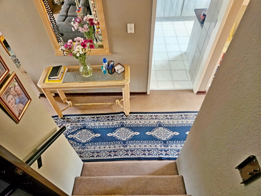 2 Bedroom Property for Sale in Birchleigh Gauteng