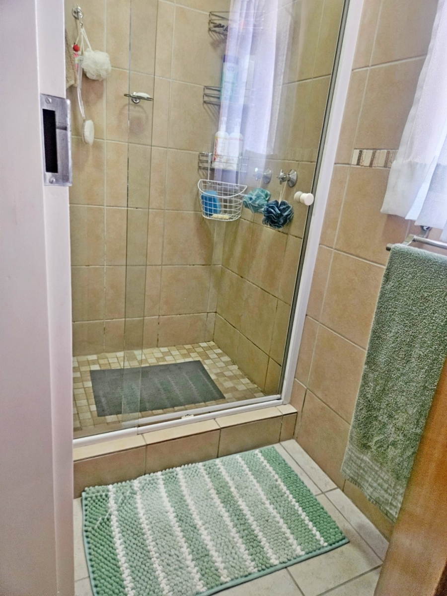 2 Bedroom Property for Sale in Birchleigh Gauteng