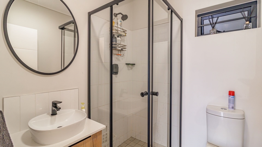 2 Bedroom Property for Sale in Aspen Hills Gauteng