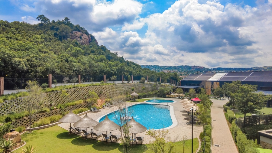 2 Bedroom Property for Sale in Aspen Hills Gauteng