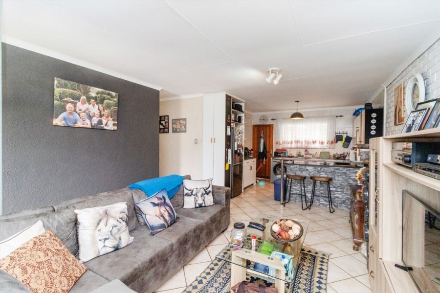 3 Bedroom Property for Sale in Terenure Gauteng