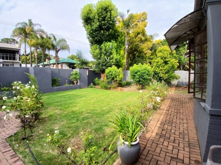 3 Bedroom Property for Sale in Eastwood Gauteng