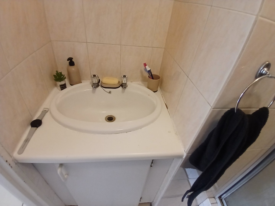 1 Bedroom Property for Sale in Hatfield Gauteng