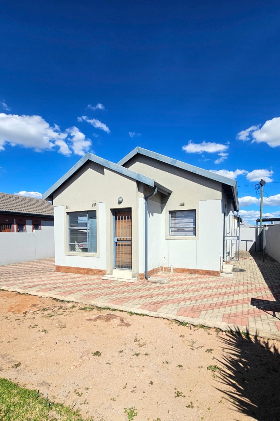 To Let 3 Bedroom Property for Rent in Witpoortjie Gauteng