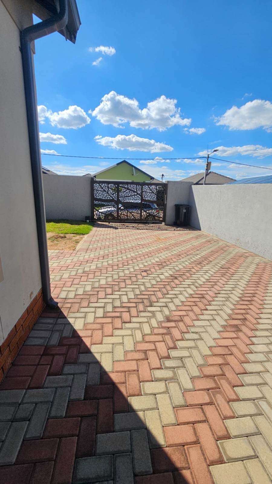 To Let 3 Bedroom Property for Rent in Witpoortjie Gauteng