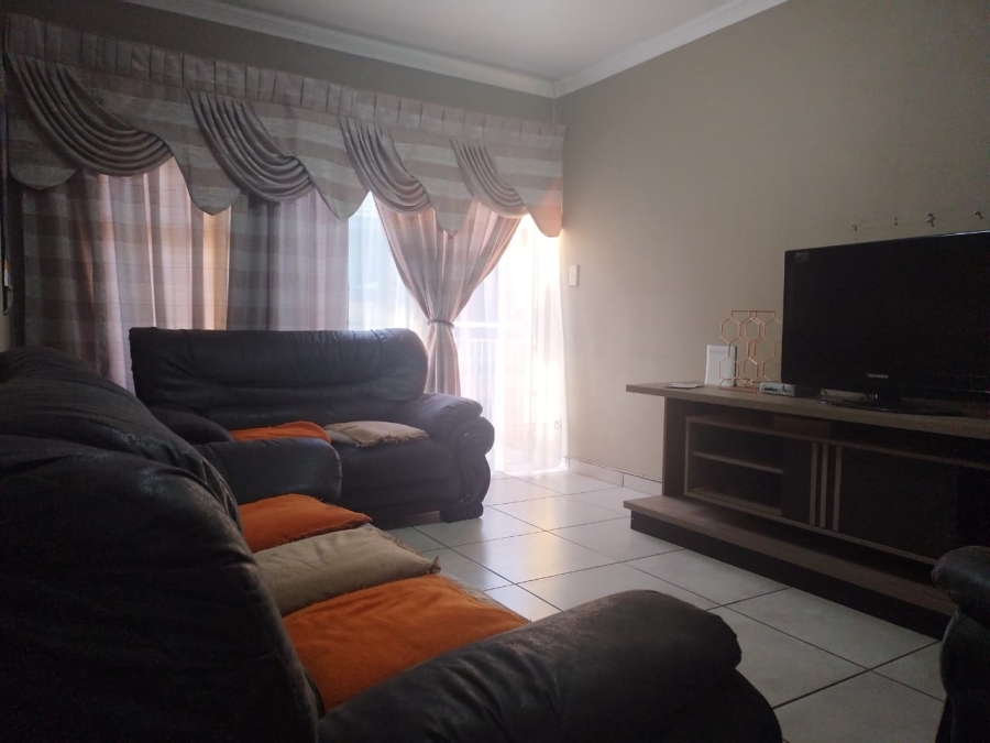 3 Bedroom Property for Sale in Albemarle Ext 1 Gauteng