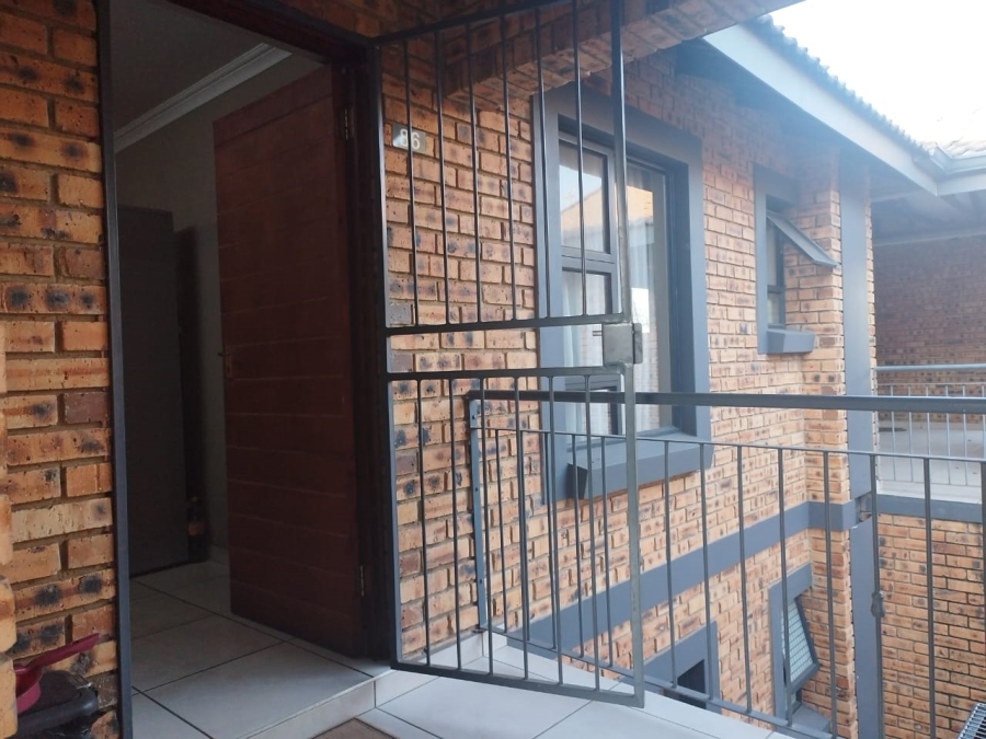 3 Bedroom Property for Sale in Albemarle Ext 1 Gauteng