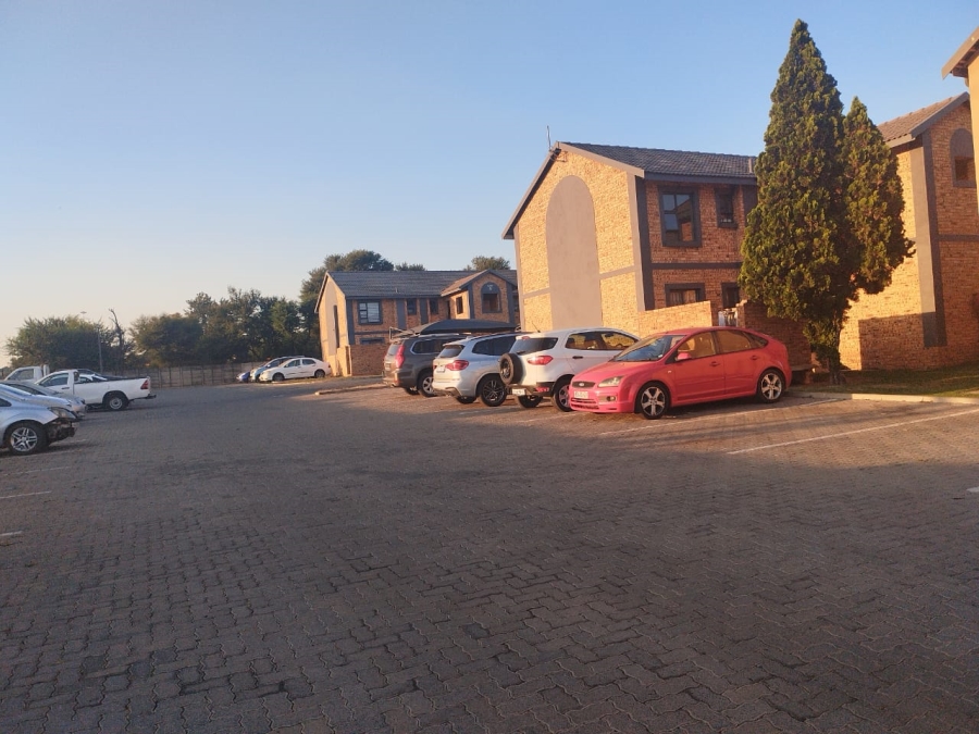 3 Bedroom Property for Sale in Albemarle Ext 1 Gauteng