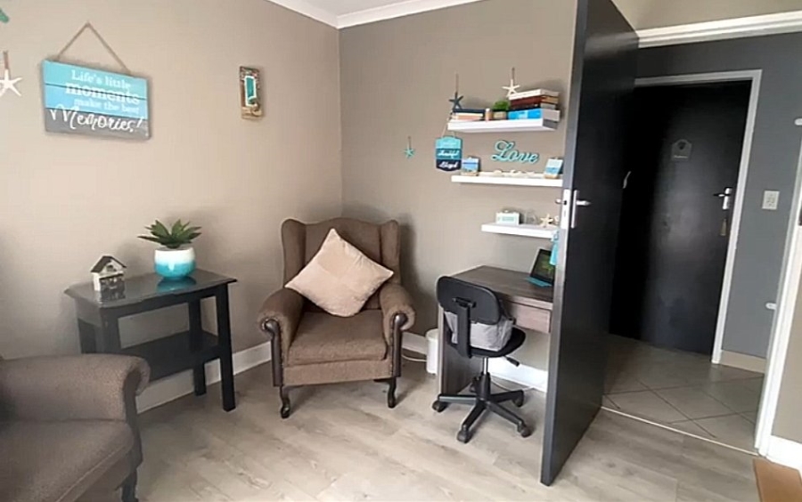 3 Bedroom Property for Sale in Dunnottar Gauteng