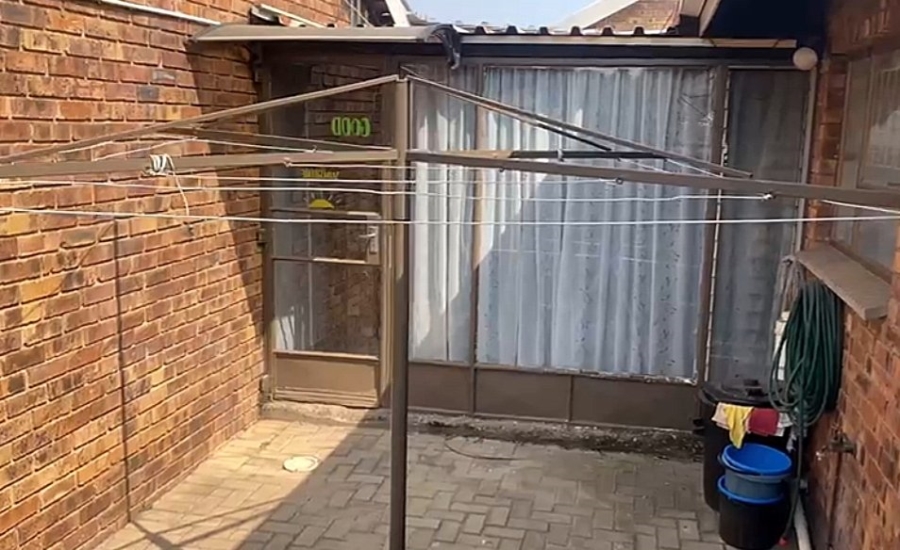 3 Bedroom Property for Sale in Dunnottar Gauteng