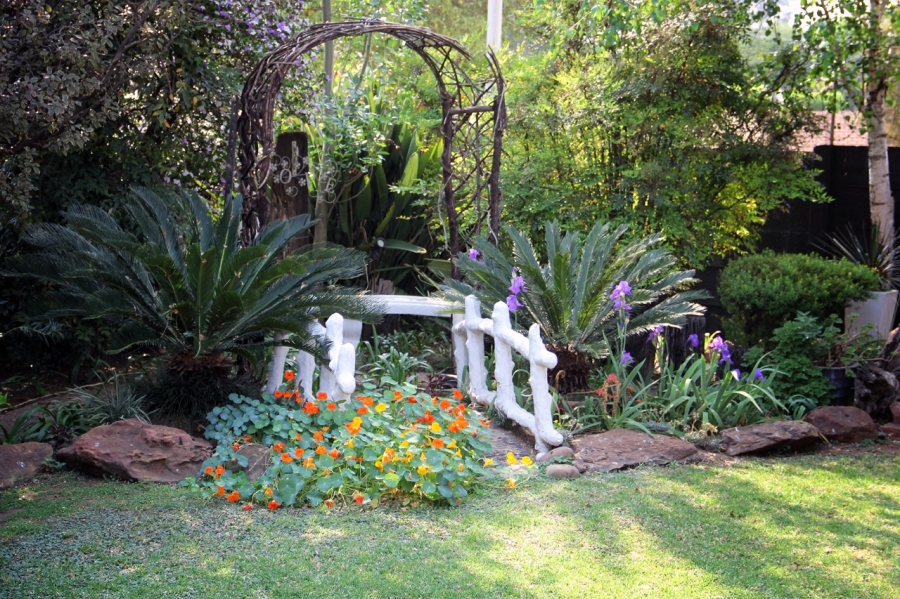 3 Bedroom Property for Sale in Dunnottar Gauteng