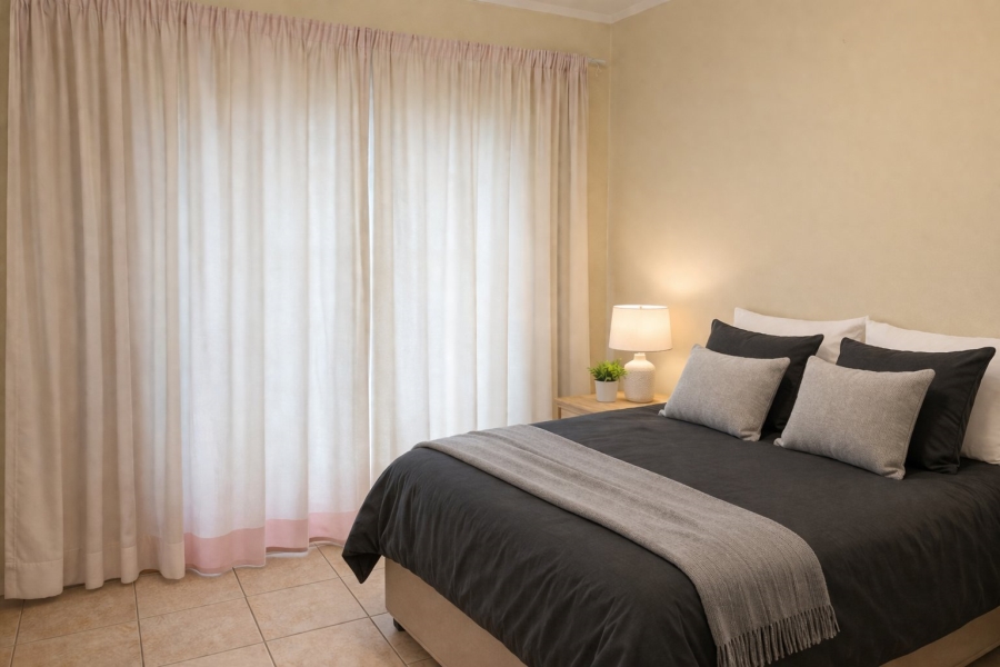 2 Bedroom Property for Sale in The Reeds Gauteng
