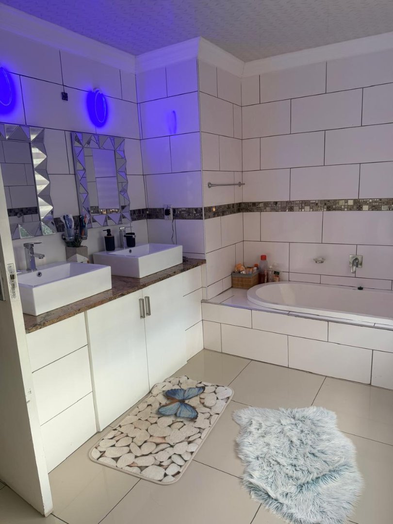 4 Bedroom Property for Sale in Ferryvale Gauteng