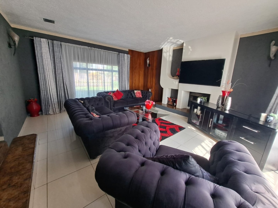 4 Bedroom Property for Sale in Ferryvale Gauteng