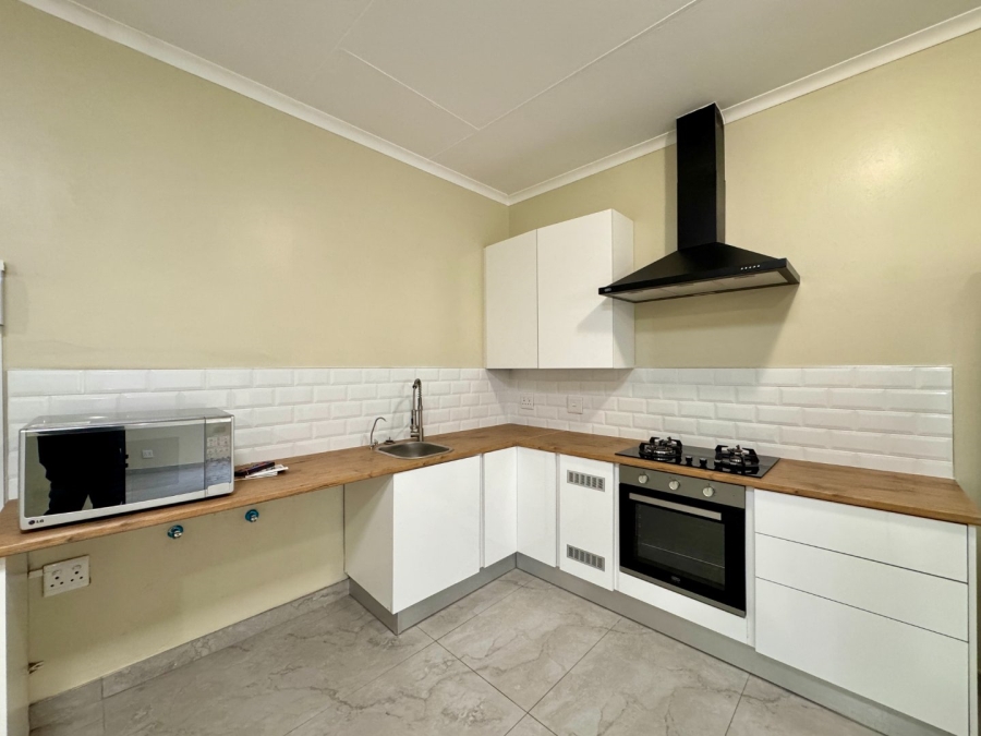 1 Bedroom Property for Sale in Irene Proper Security Estate Gauteng