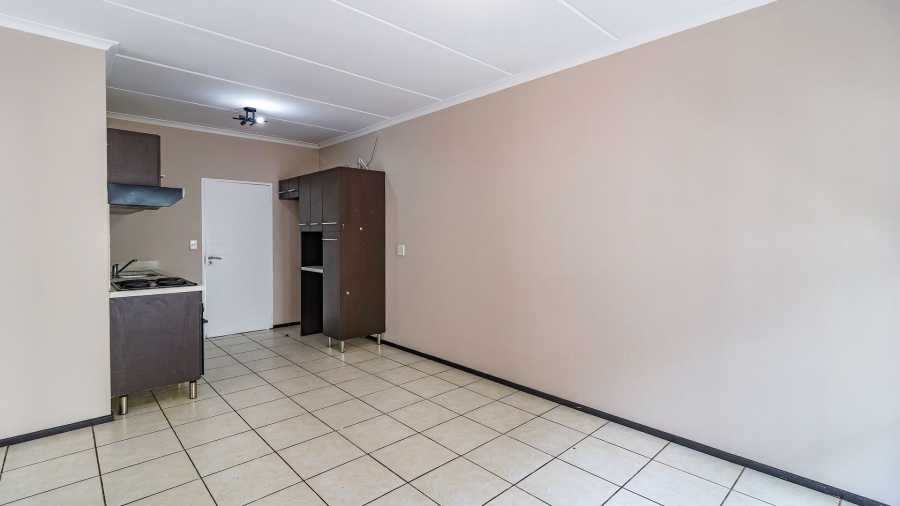 2 Bedroom Property for Sale in Noordhang Gauteng