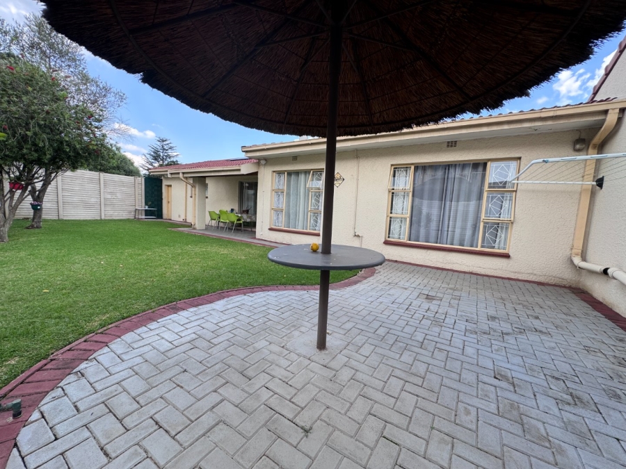3 Bedroom Property for Sale in Three Rivers Gauteng