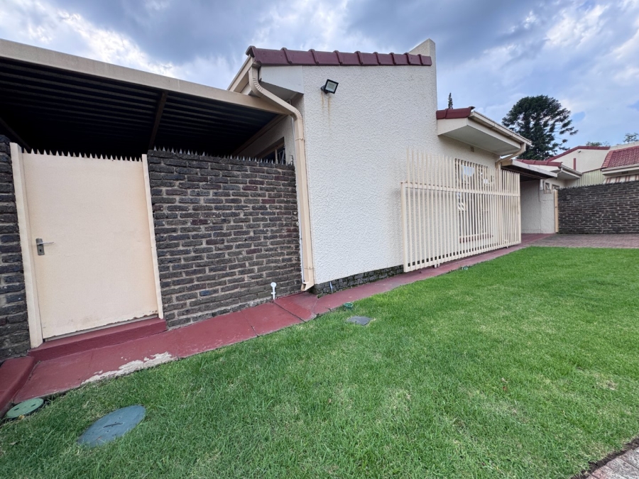 3 Bedroom Property for Sale in Three Rivers Gauteng