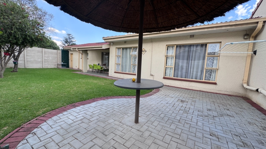 3 Bedroom Property for Sale in Three Rivers Gauteng