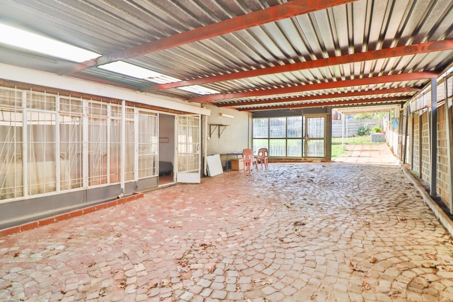 3 Bedroom Property for Sale in Discovery Gauteng