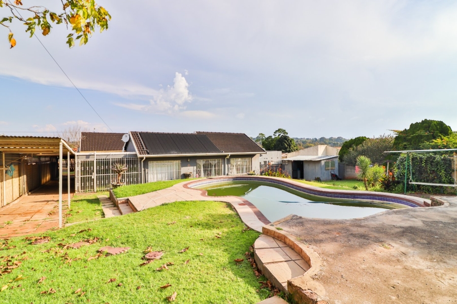 3 Bedroom Property for Sale in Discovery Gauteng