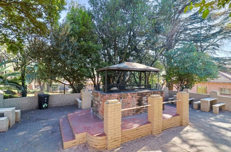 2 Bedroom Property for Sale in Albertville Gauteng