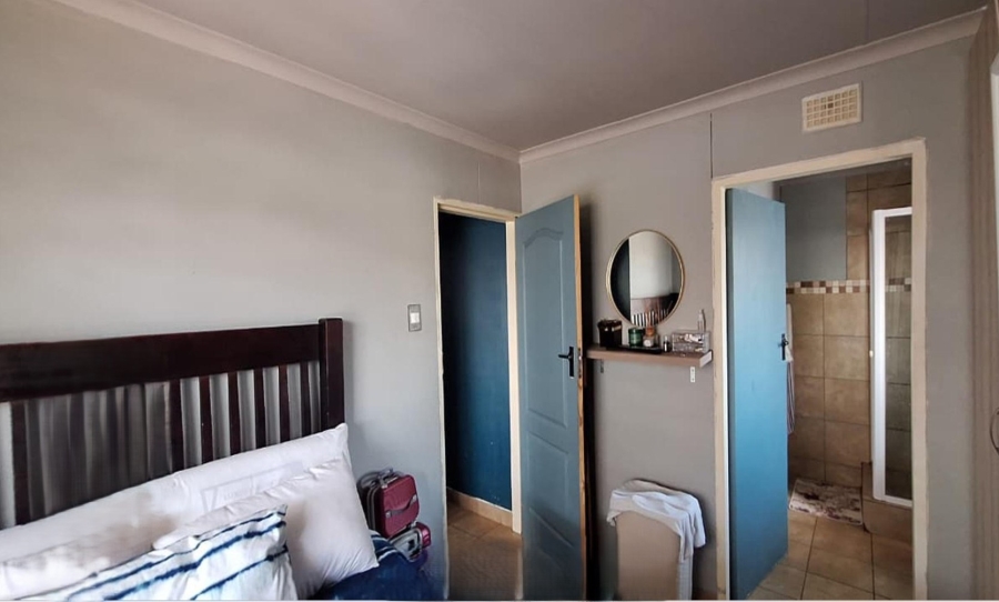 3 Bedroom Property for Sale in Albertsdal Gauteng