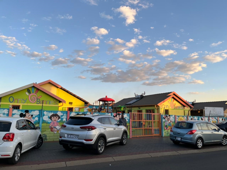 3 Bedroom Property for Sale in Albertsdal Gauteng