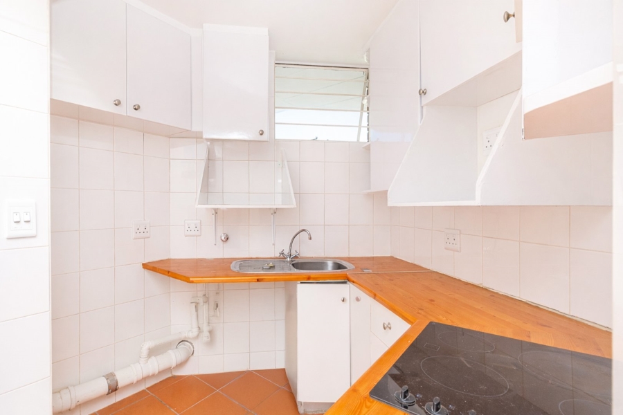 1 Bedroom Property for Sale in The Gardens Gauteng