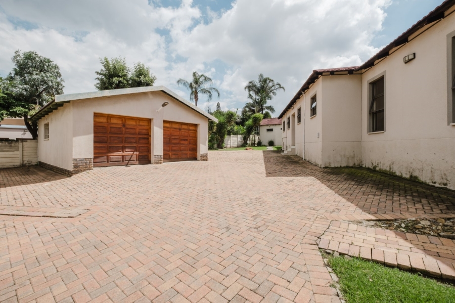 3 Bedroom Property for Sale in Mulbarton Gauteng