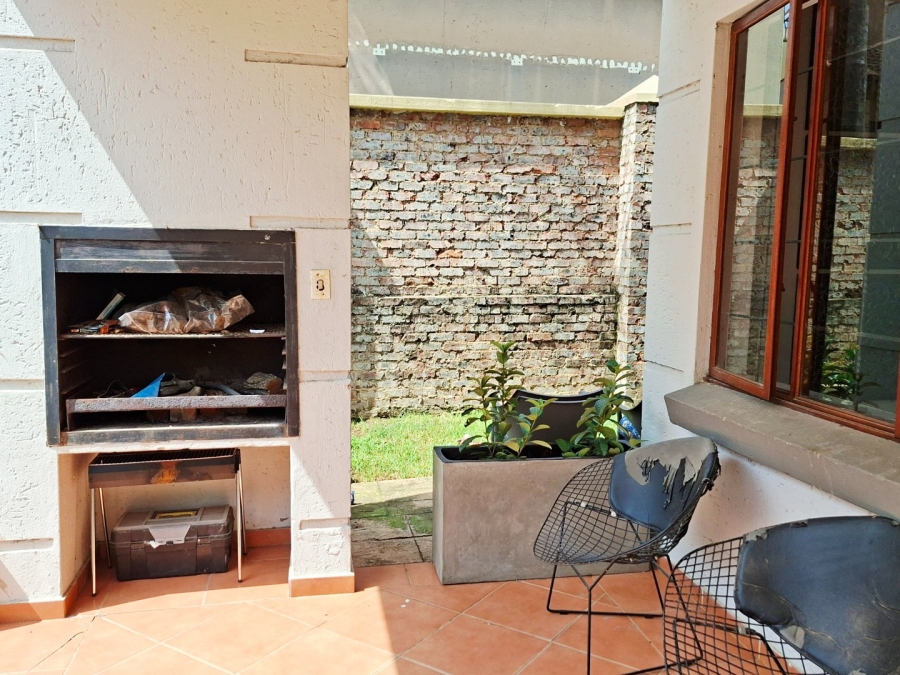 3 Bedroom Property for Sale in The Wilds Gauteng