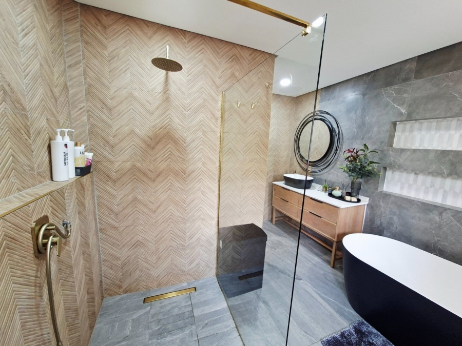 3 Bedroom Property for Sale in The Wilds Gauteng