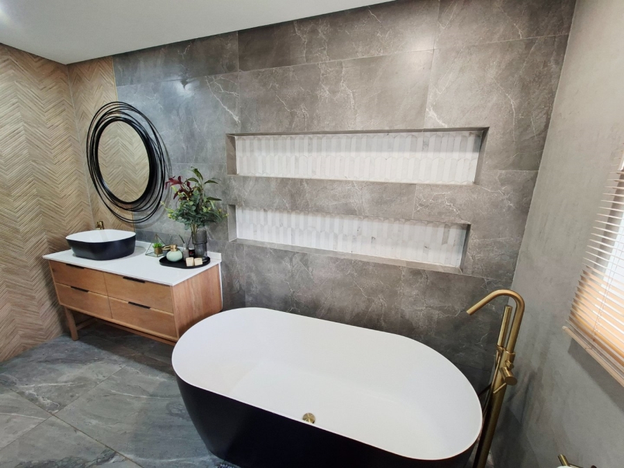 3 Bedroom Property for Sale in The Wilds Gauteng