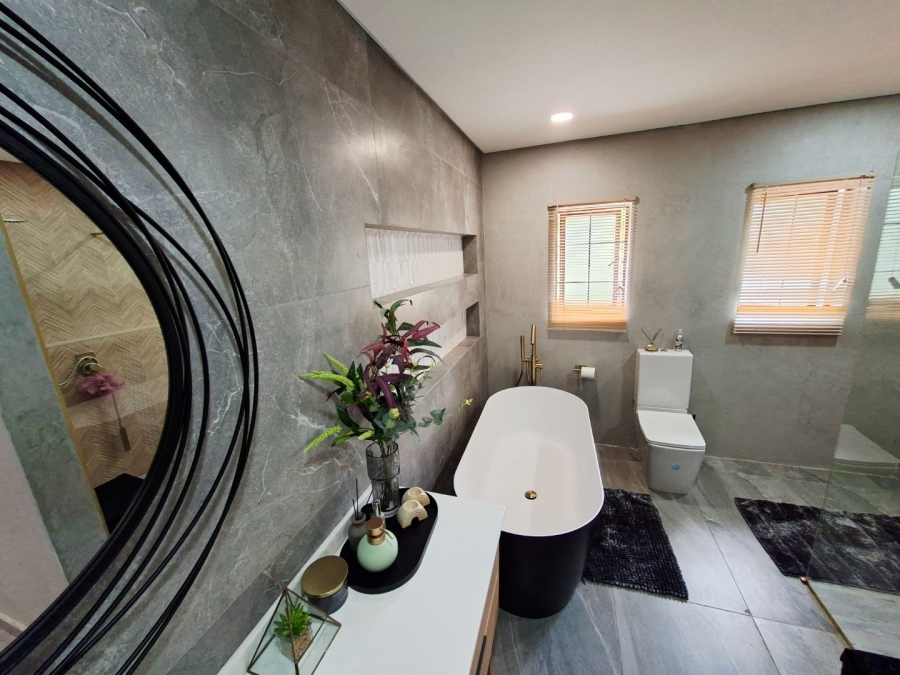 3 Bedroom Property for Sale in The Wilds Gauteng