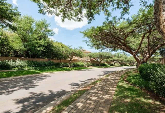 3 Bedroom Property for Sale in The Wilds Gauteng