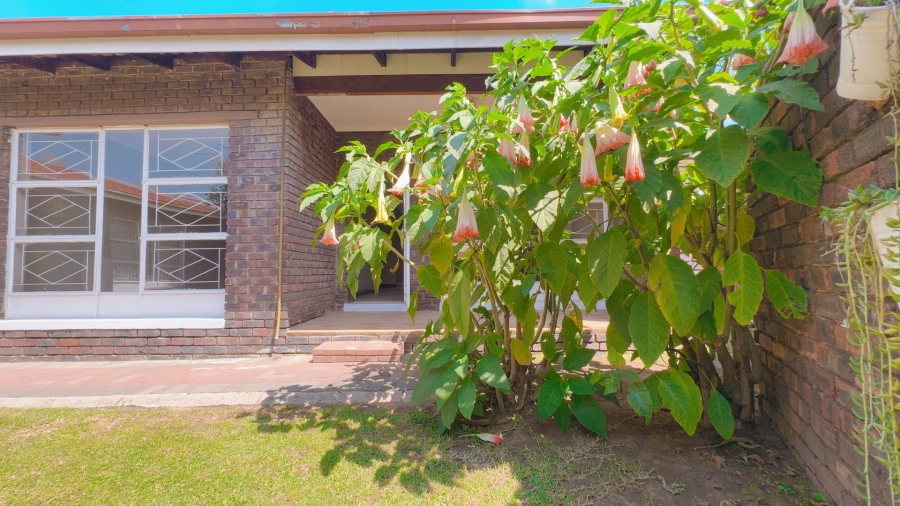 2 Bedroom Property for Sale in Three Rivers Gauteng