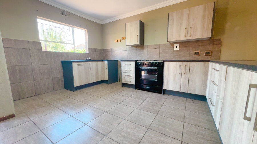 2 Bedroom Property for Sale in Three Rivers Gauteng