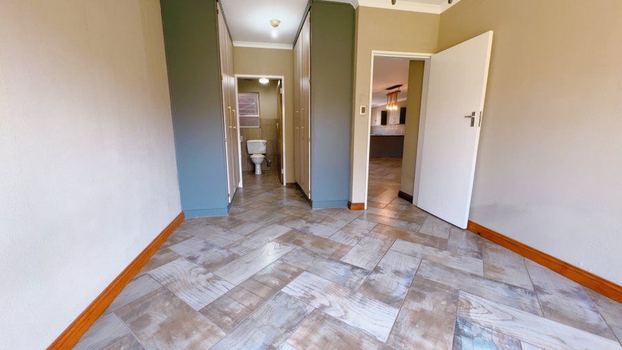 2 Bedroom Property for Sale in Three Rivers Gauteng