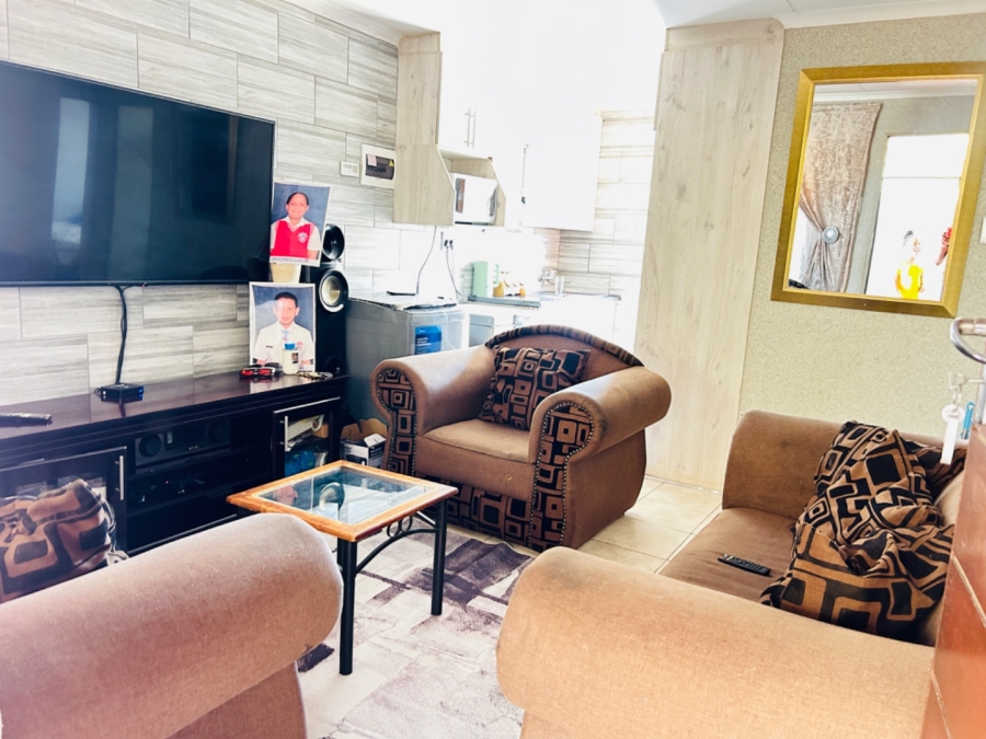 2 Bedroom Property for Sale in Sky City Gauteng